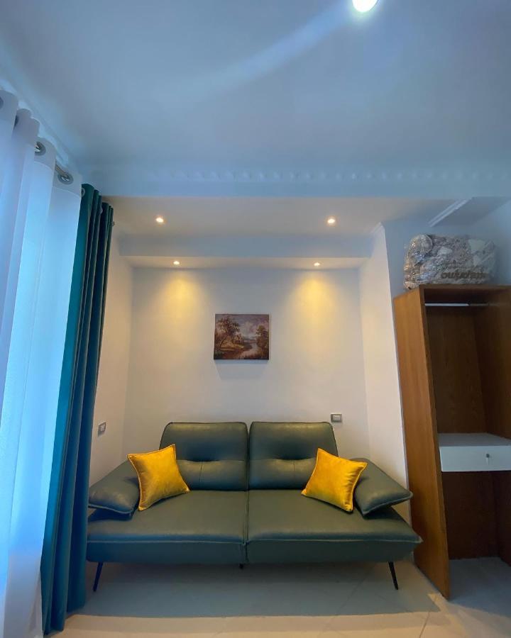 Hotel Kristal Borsh Kültér fotó