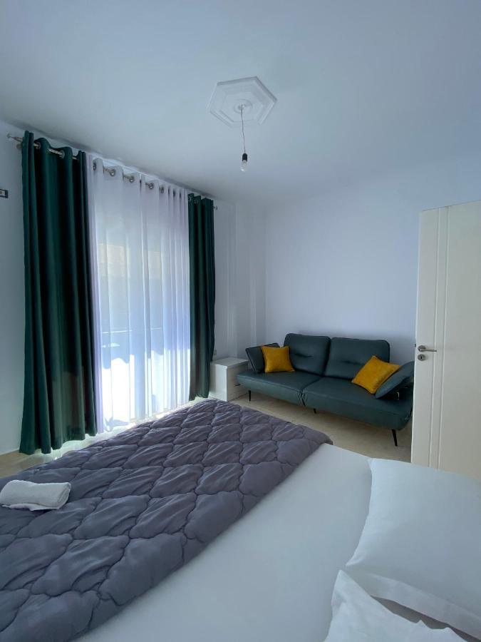 Hotel Kristal Borsh Kültér fotó