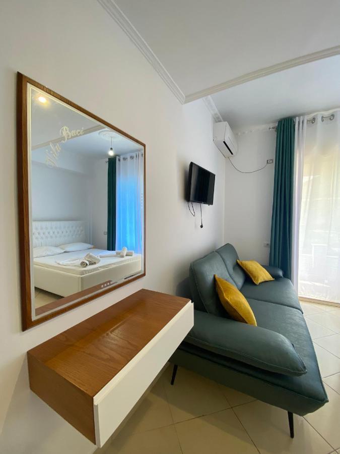 Hotel Kristal Borsh Kültér fotó