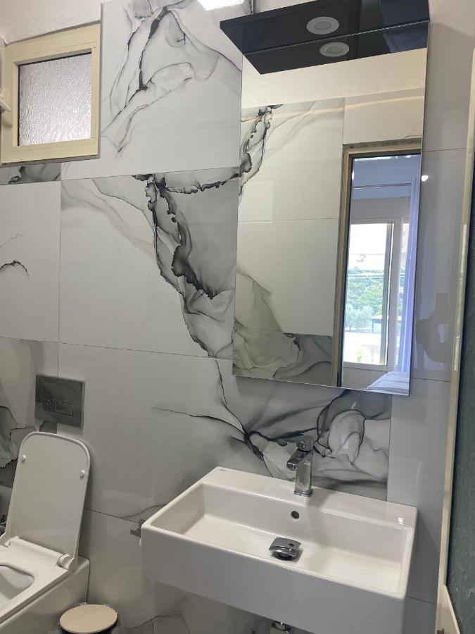 Hotel Kristal Borsh Kültér fotó