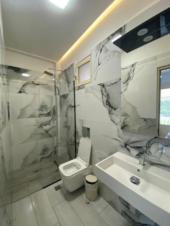 Hotel Kristal Borsh Kültér fotó