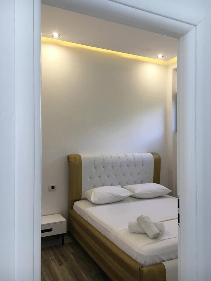 Hotel Kristal Borsh Kültér fotó