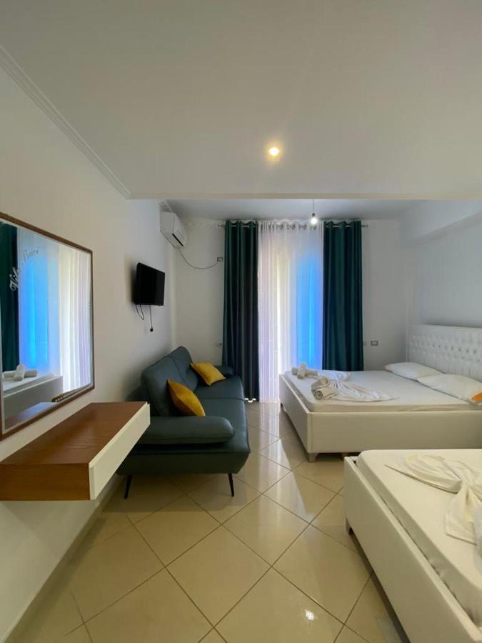 Hotel Kristal Borsh Kültér fotó