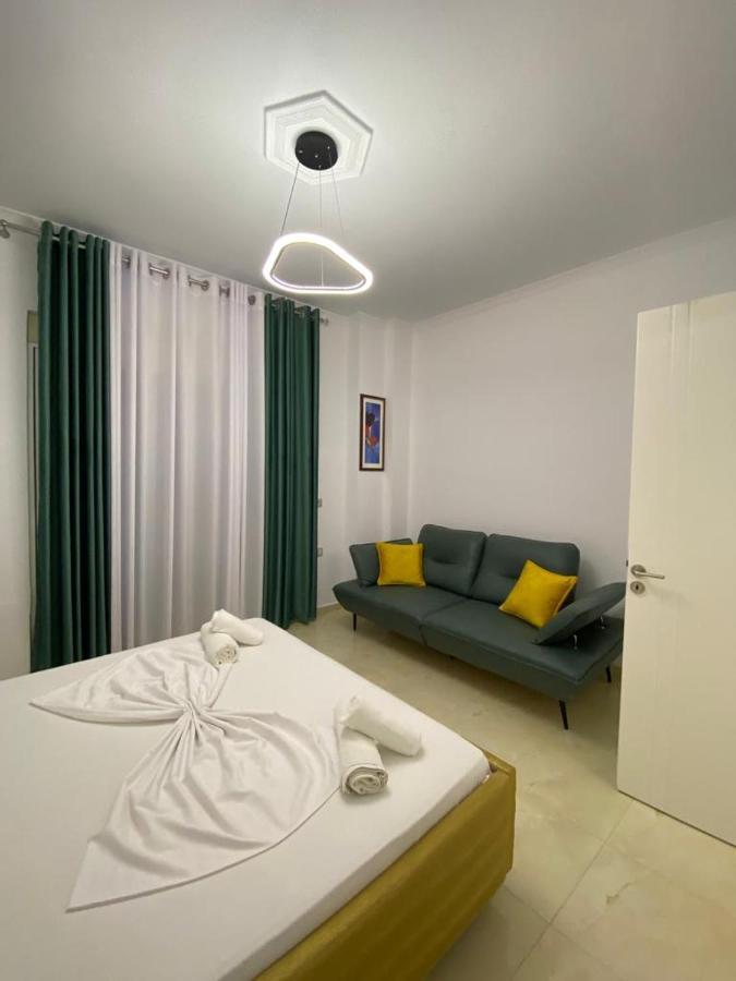Hotel Kristal Borsh Kültér fotó